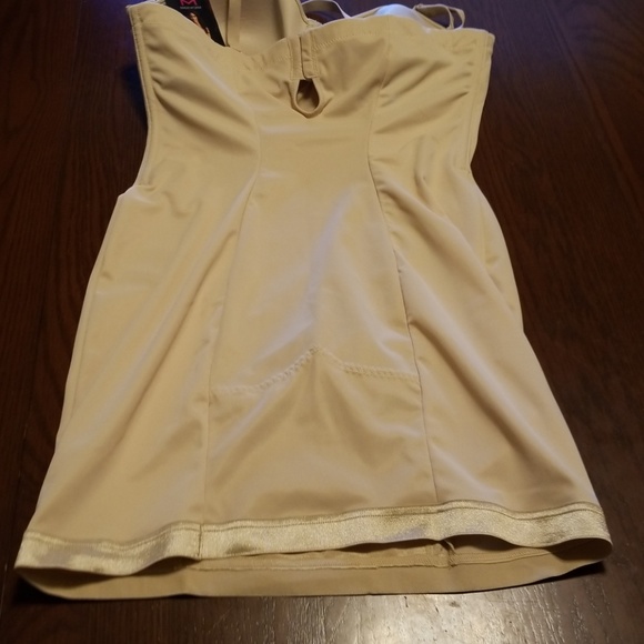 Maidenform Intimates & Sleepwear Maidenform Firm Control